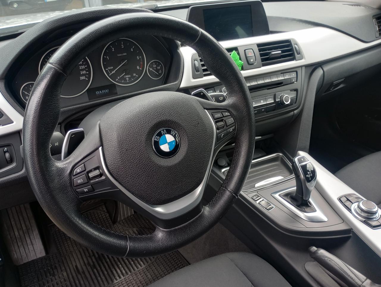 Bmw 320 320d Touring Sport AT8