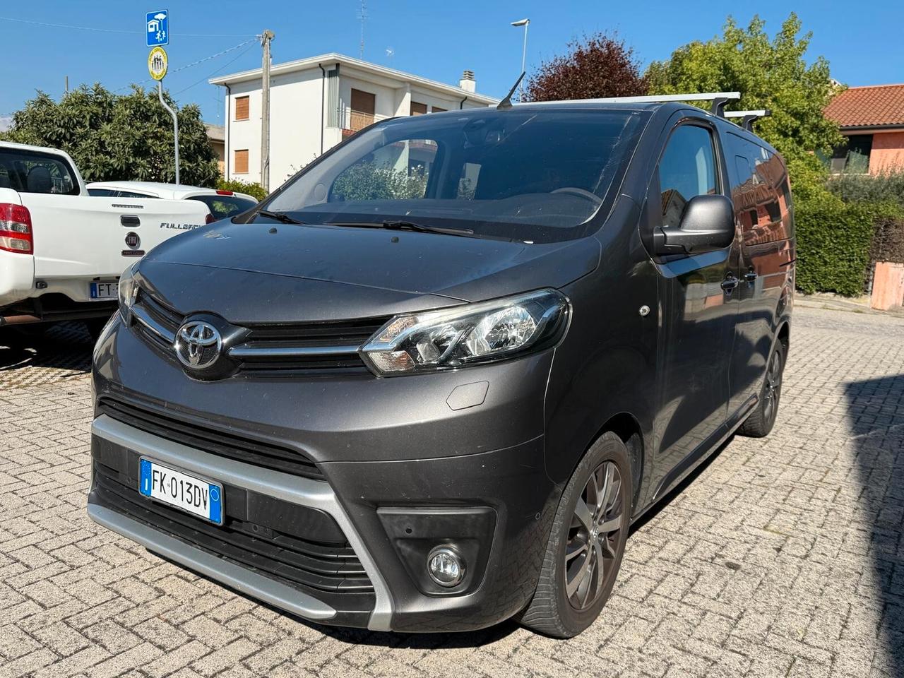 Toyota Proace Verso 1.6D Executive