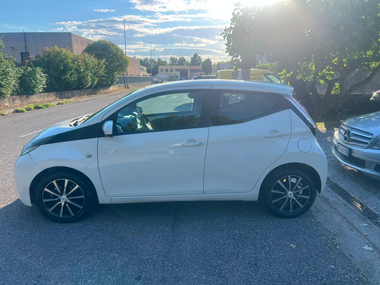 Toyota aygo 1.0 5 porte Active