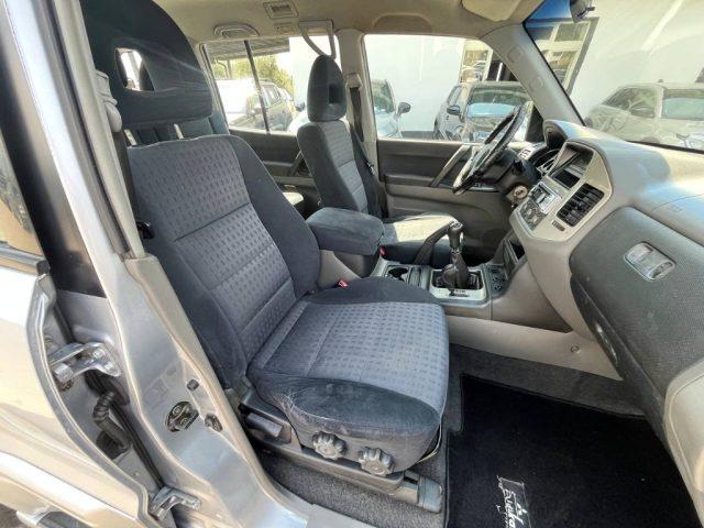 MITSUBISHI Pajero 3.2 16V DI-D 5p. aut. Intense