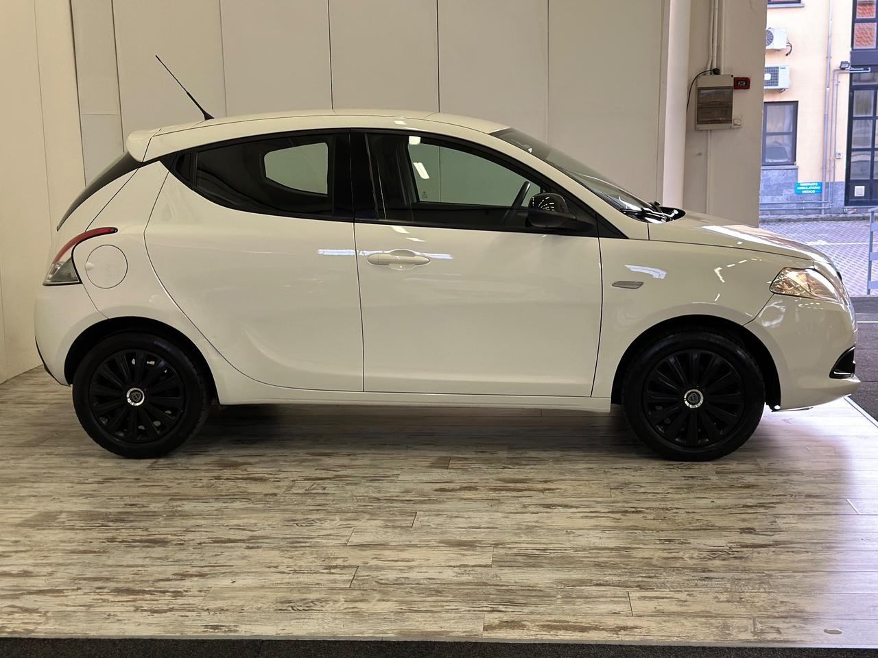 Lancia Ypsilon 1.2 Benzina 69 CV 5 porte S&S Platinum