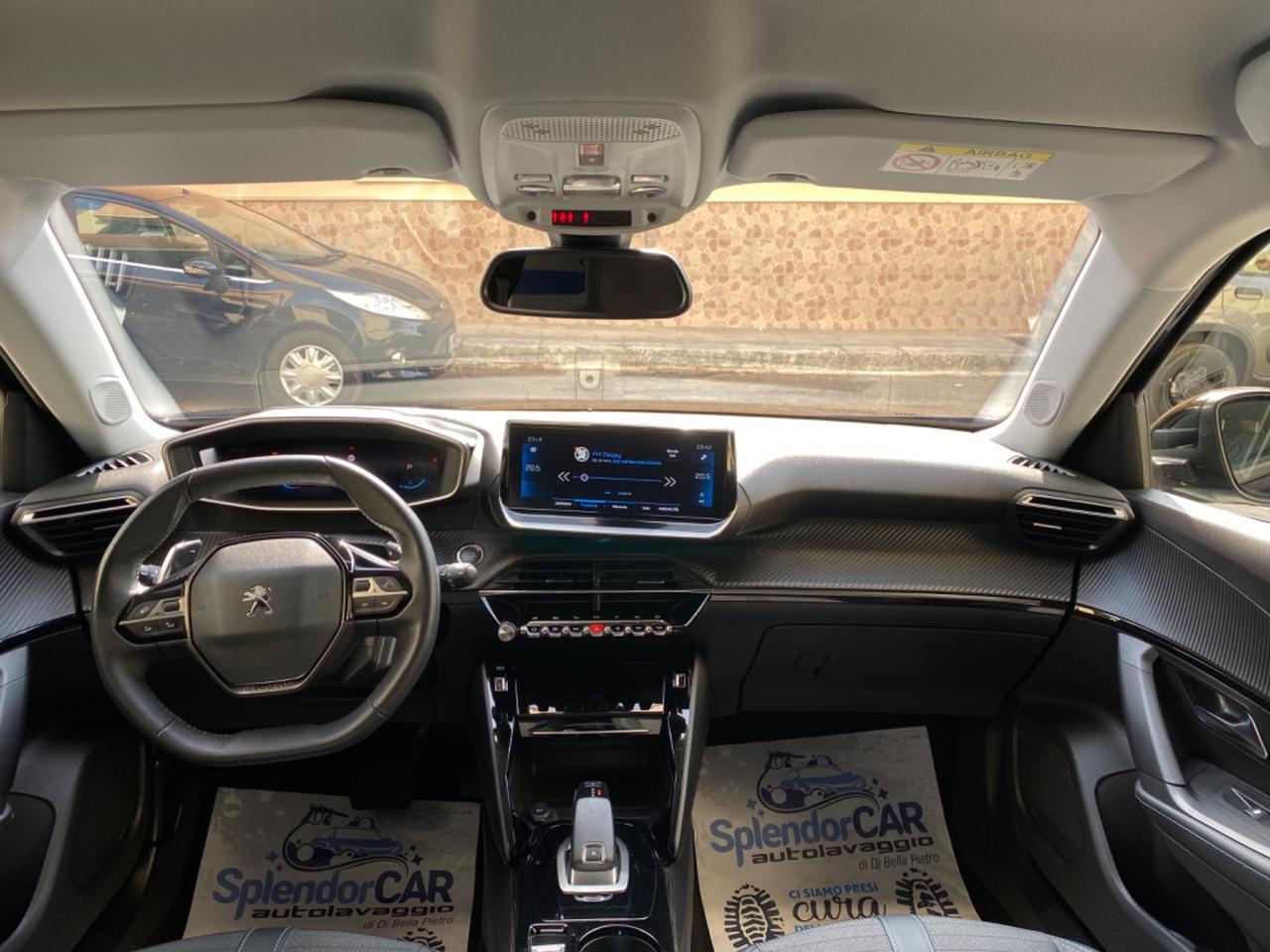 Peugeot 2008 BlueHDi 130 S&S EAT8 Allure Pack