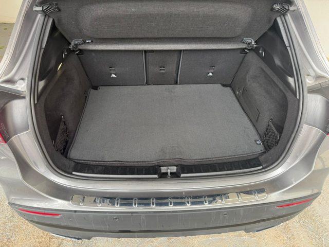 MERCEDES-BENZ GLA 220 d Automatic Premium