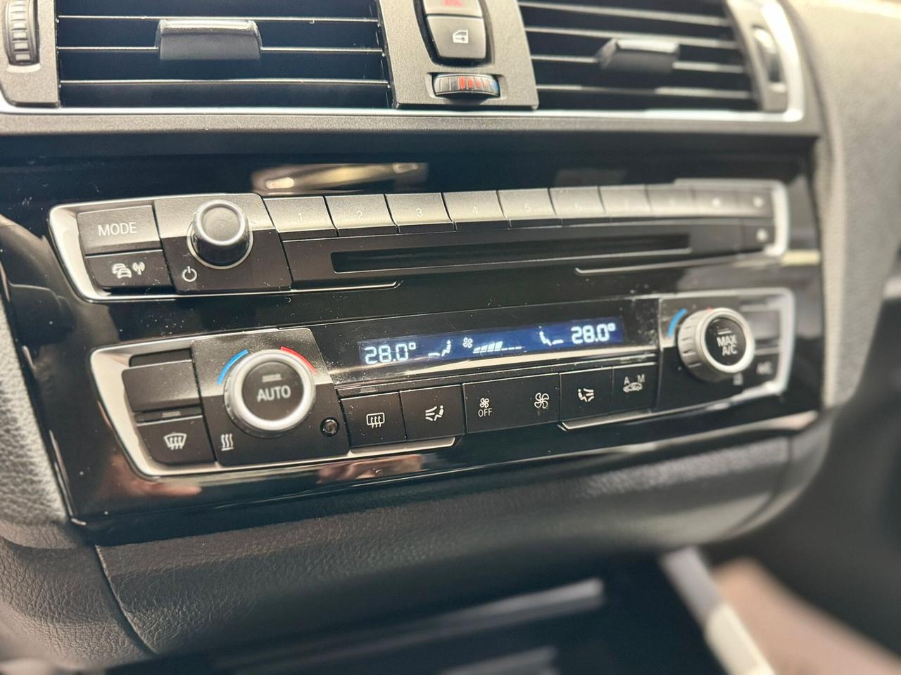 Bmw 118d 5p. Msport BLACK NIGHT