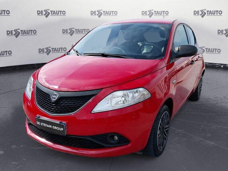 Lancia Ypsilon Ypsilon 1.0 firefly hybrid Silver s&s 70cv