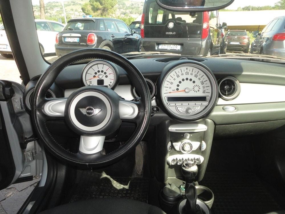 Mini 1.6 16V Cooper D