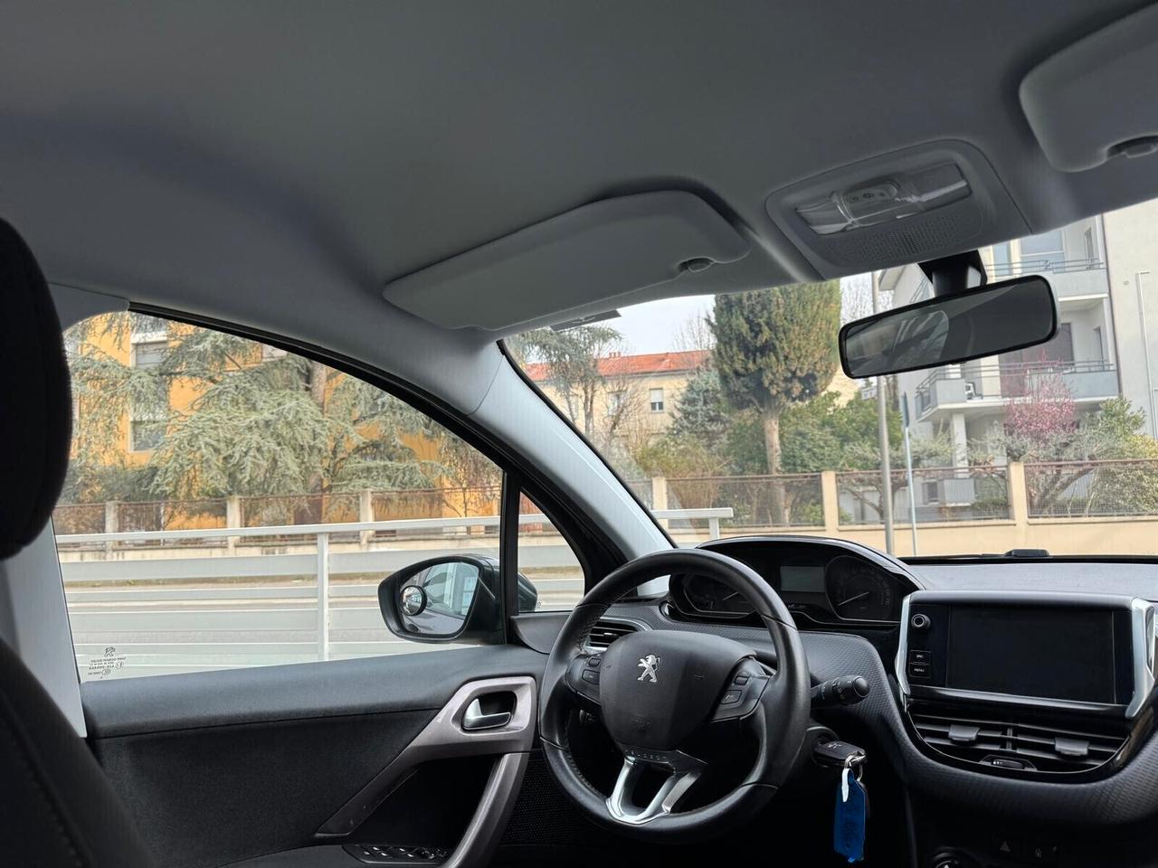 PEUGEOT 2008 PureTech 82 ALLURE GPL NEOPAT