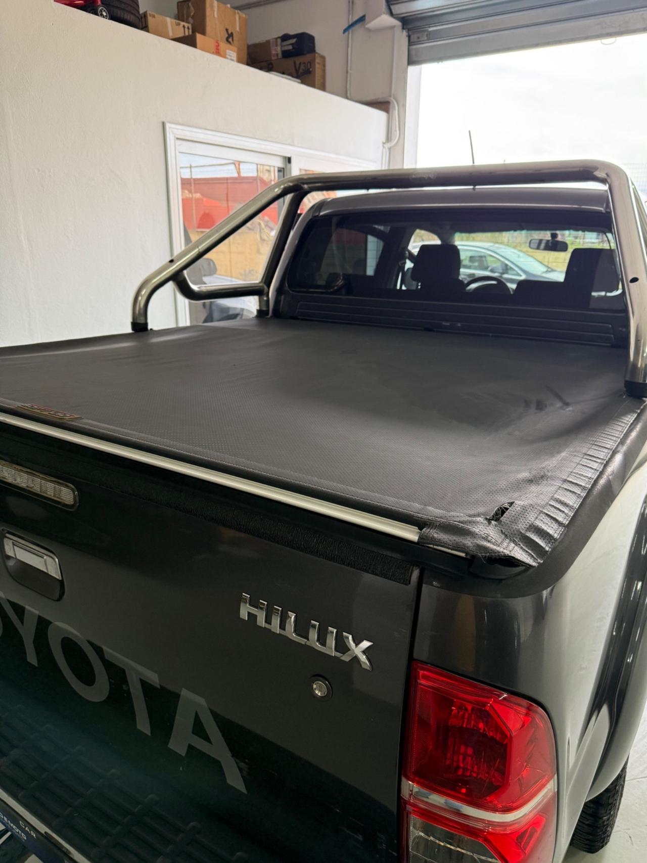 Toyota Hilux 3.0 D-4D aut.4WD 4p. DC Stylex