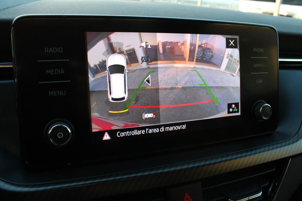 Skoda Kamiq 1.0 tsi Monte Carlo 110cv dsg TETTO XNEOP R-CAMERA