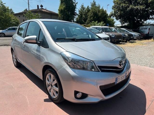 Toyota Yaris 1.0 5 porte Lounge