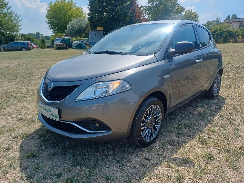 Lancia Ypsilon 1.2 69 CV 5 porte GPL Ecochic Gold