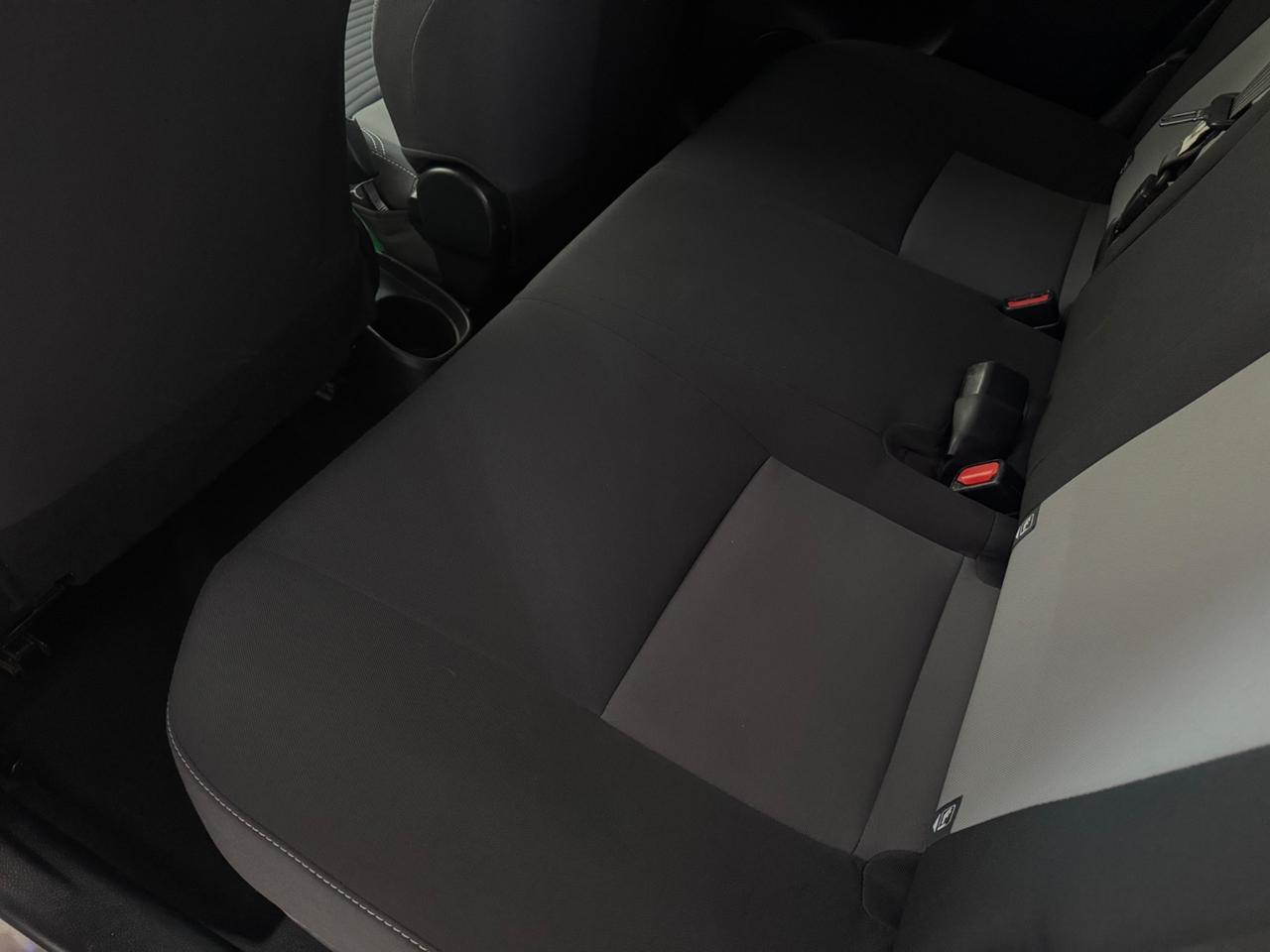 Toyota Yaris Hybrid Lounge Full Optional