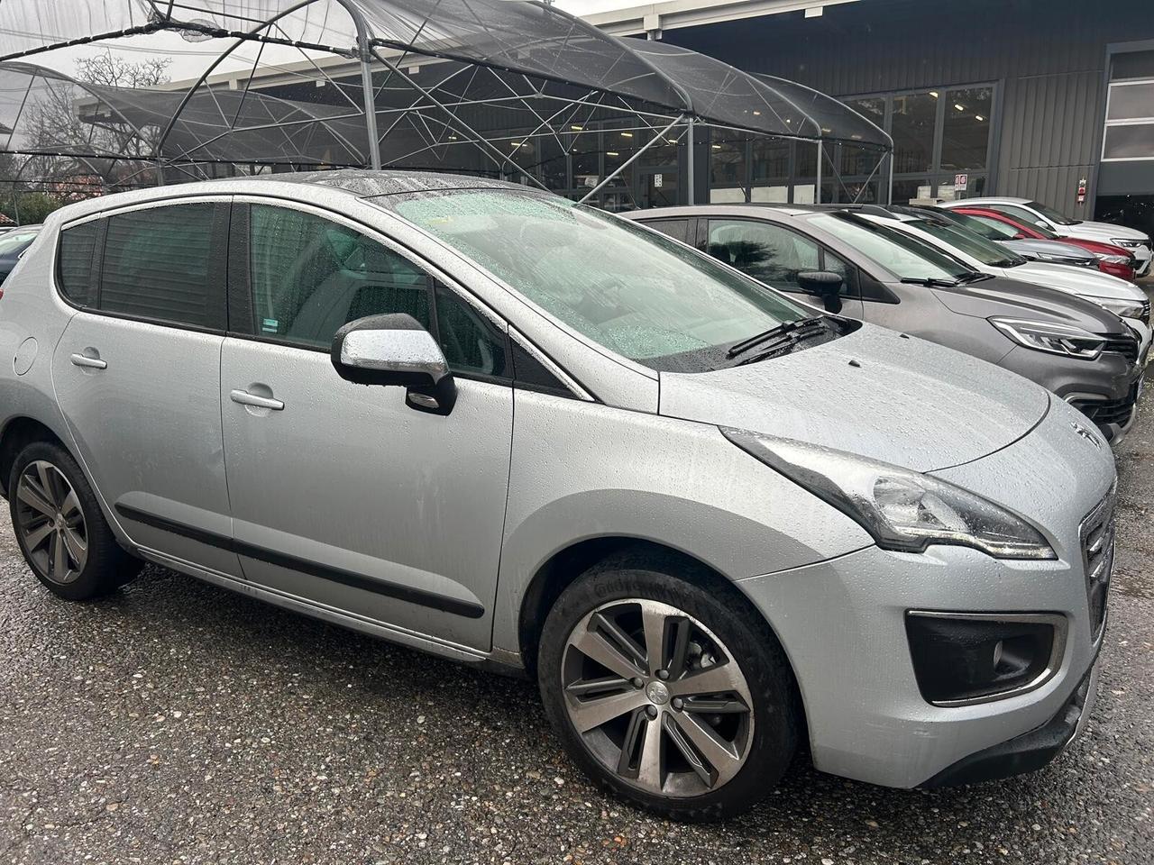 Peugeot 3008 1.6hdi full optional km75000 certificati