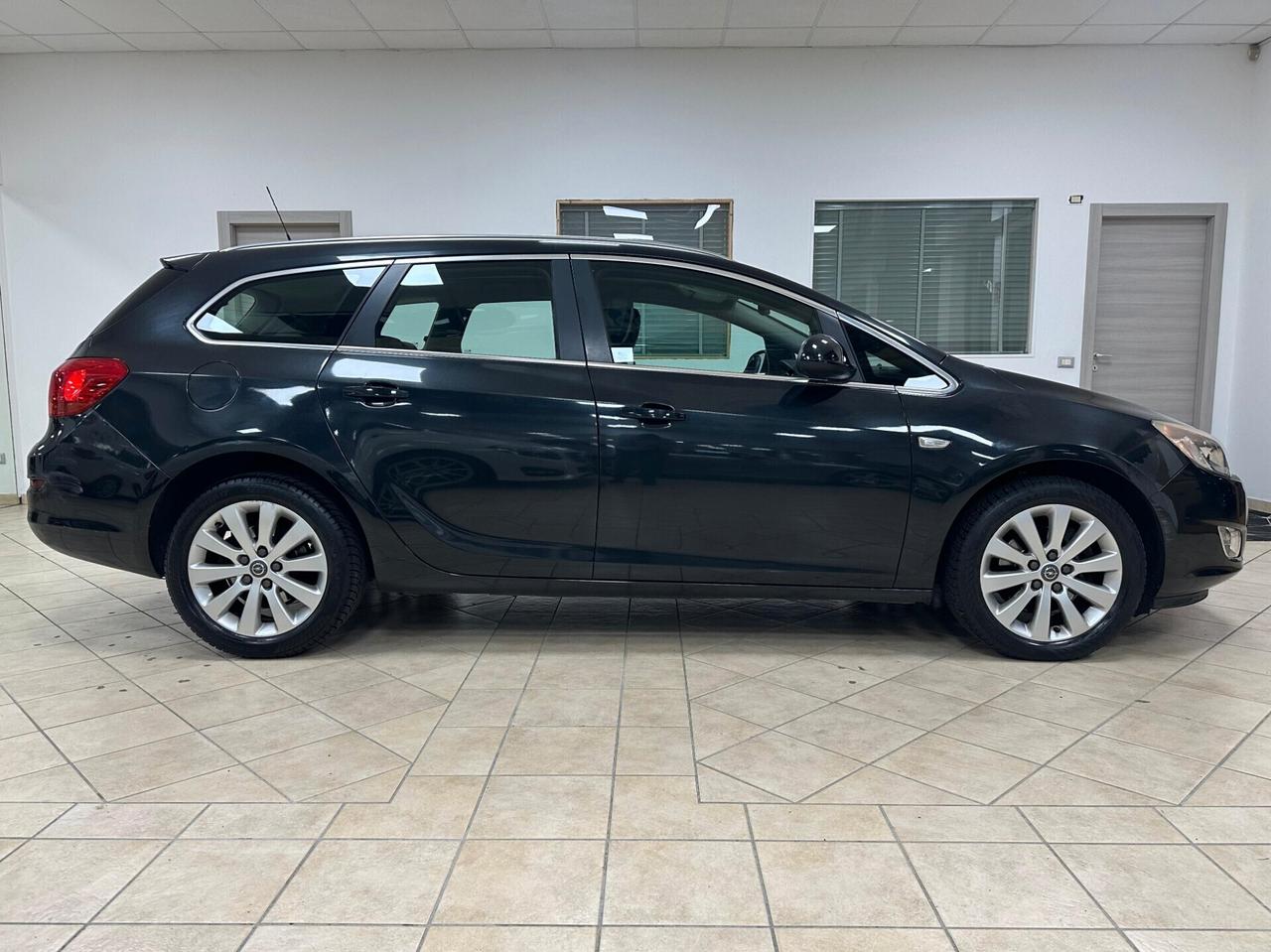 Opel Astra 1.7 CDTI 110CV Sports Tourer Cosmo