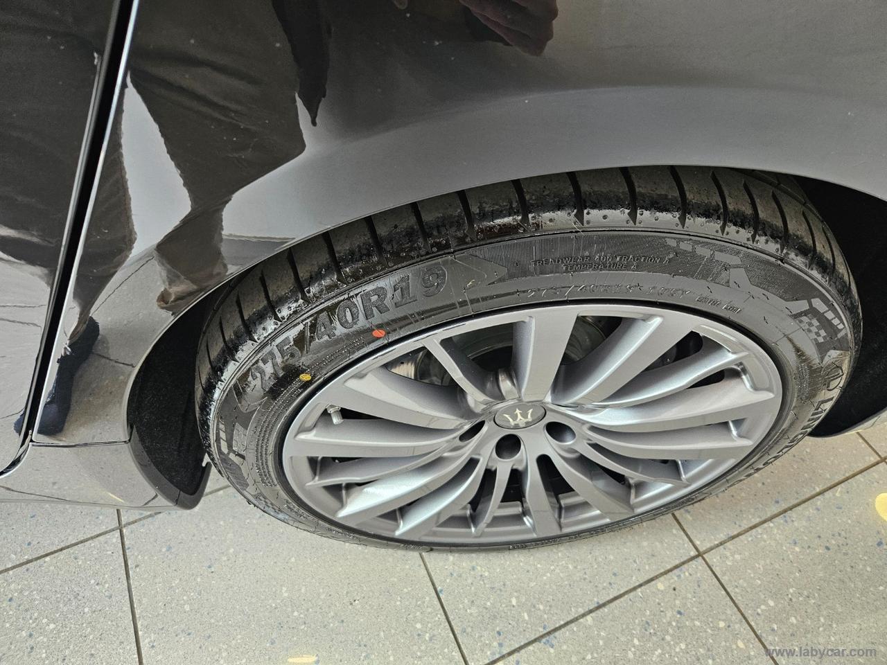 MASERATI Ghibli V6 Diesel 275 CV