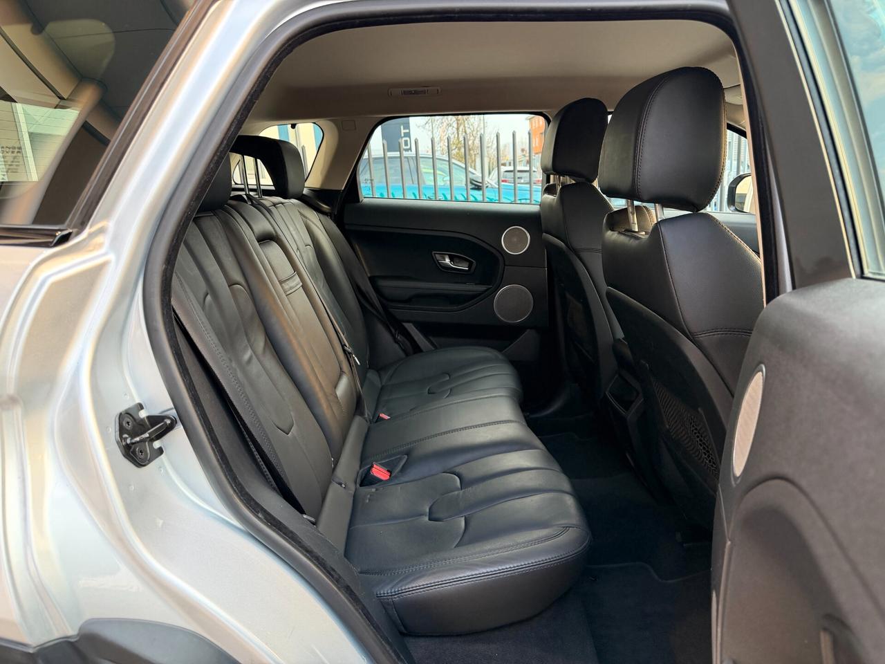 Land Rover Range Evoque 2.2 TD4 5p. Prestige