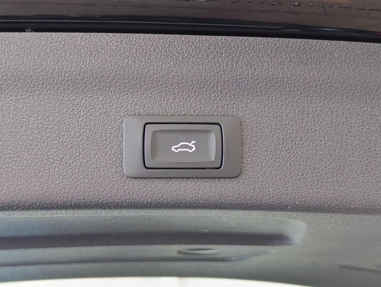Audi A6 Avant 40 2.0 tdi mhev Business s-tronic my19
