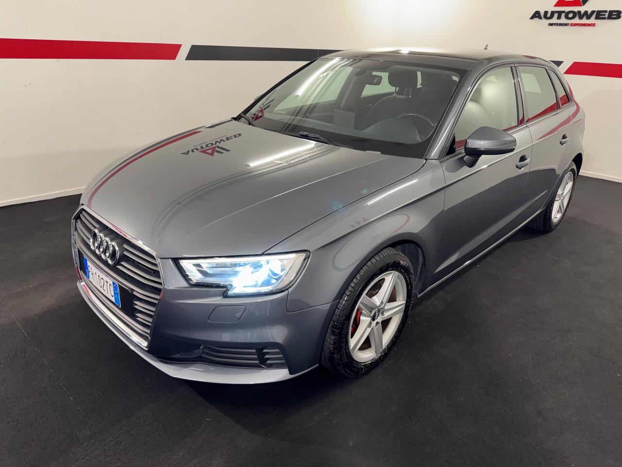 Audi A3 1.6 TDI 116 CV S tronic Sport