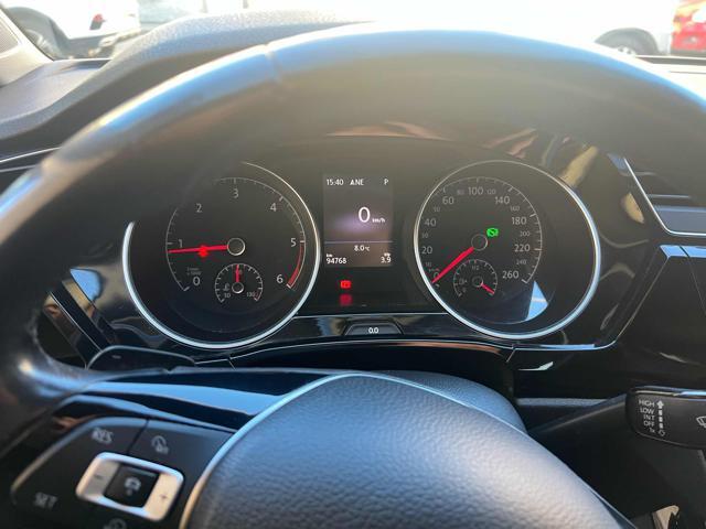 VOLKSWAGEN Touran 2.0 TDI 150 CV SCR DSG Executive BlueMotion Tech.