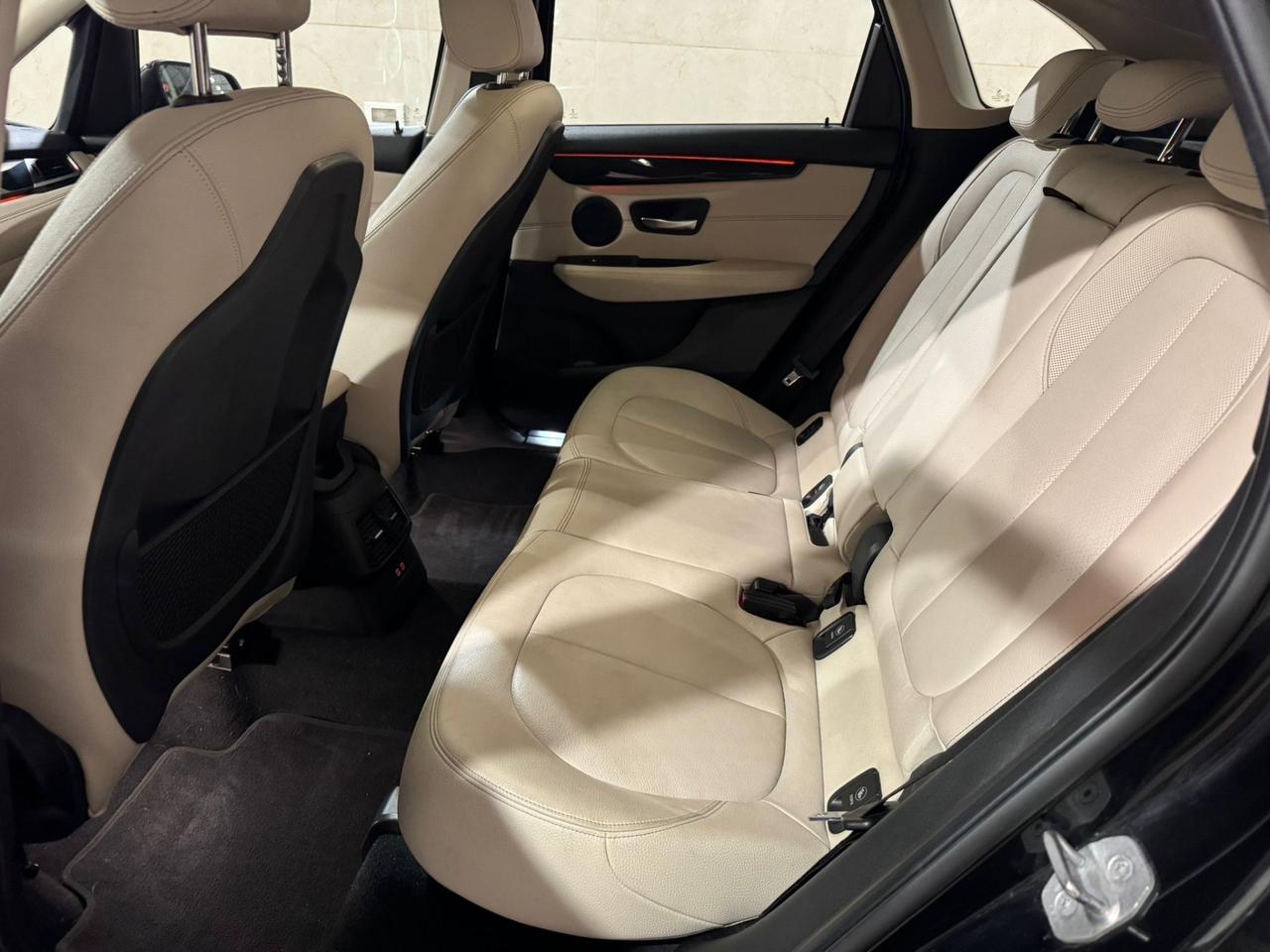 Bmw 2er Active Tourer 218d Active Tourer Luxury