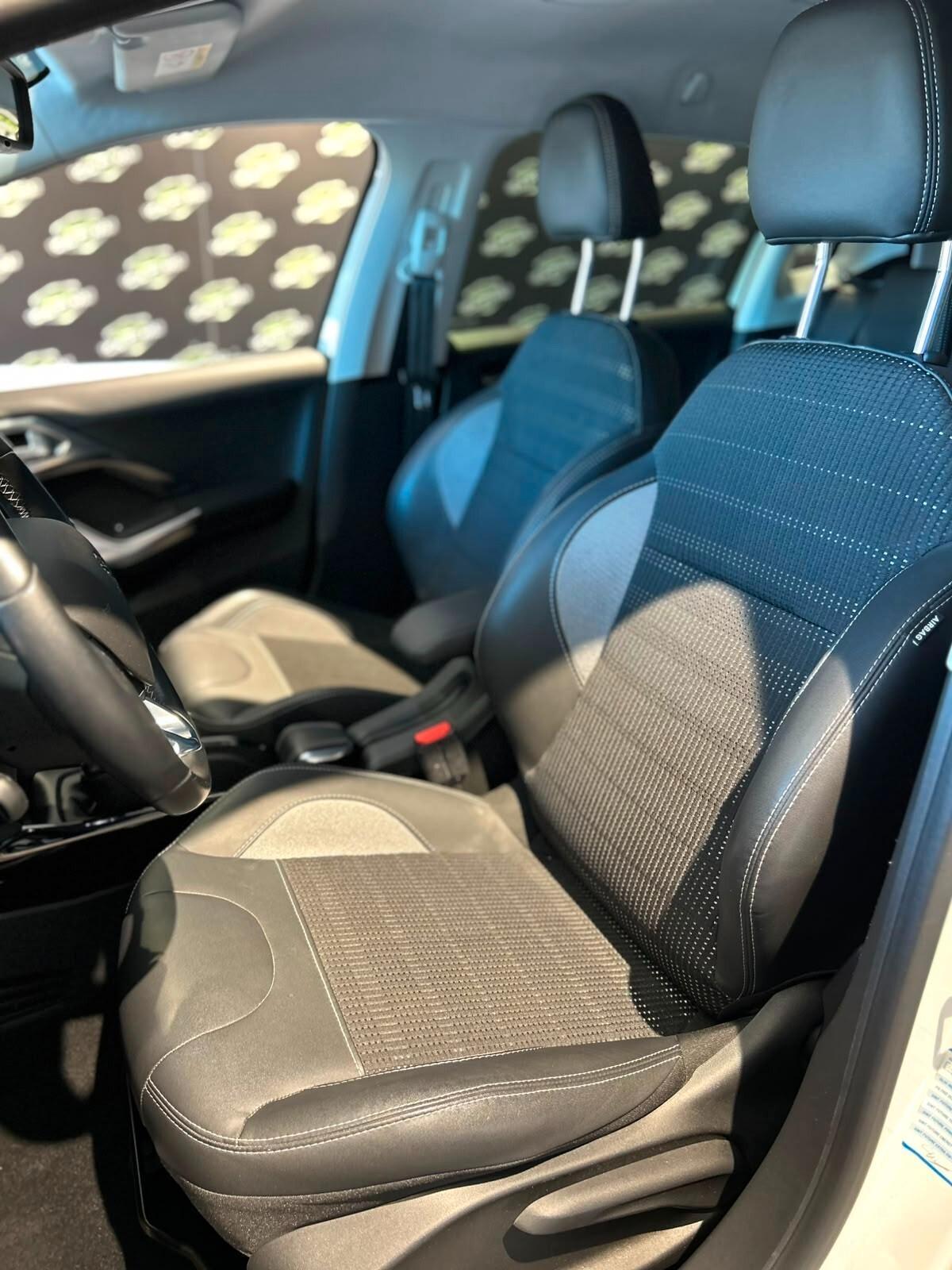 Peugeot 2008 PureTech 82 S&S Allure