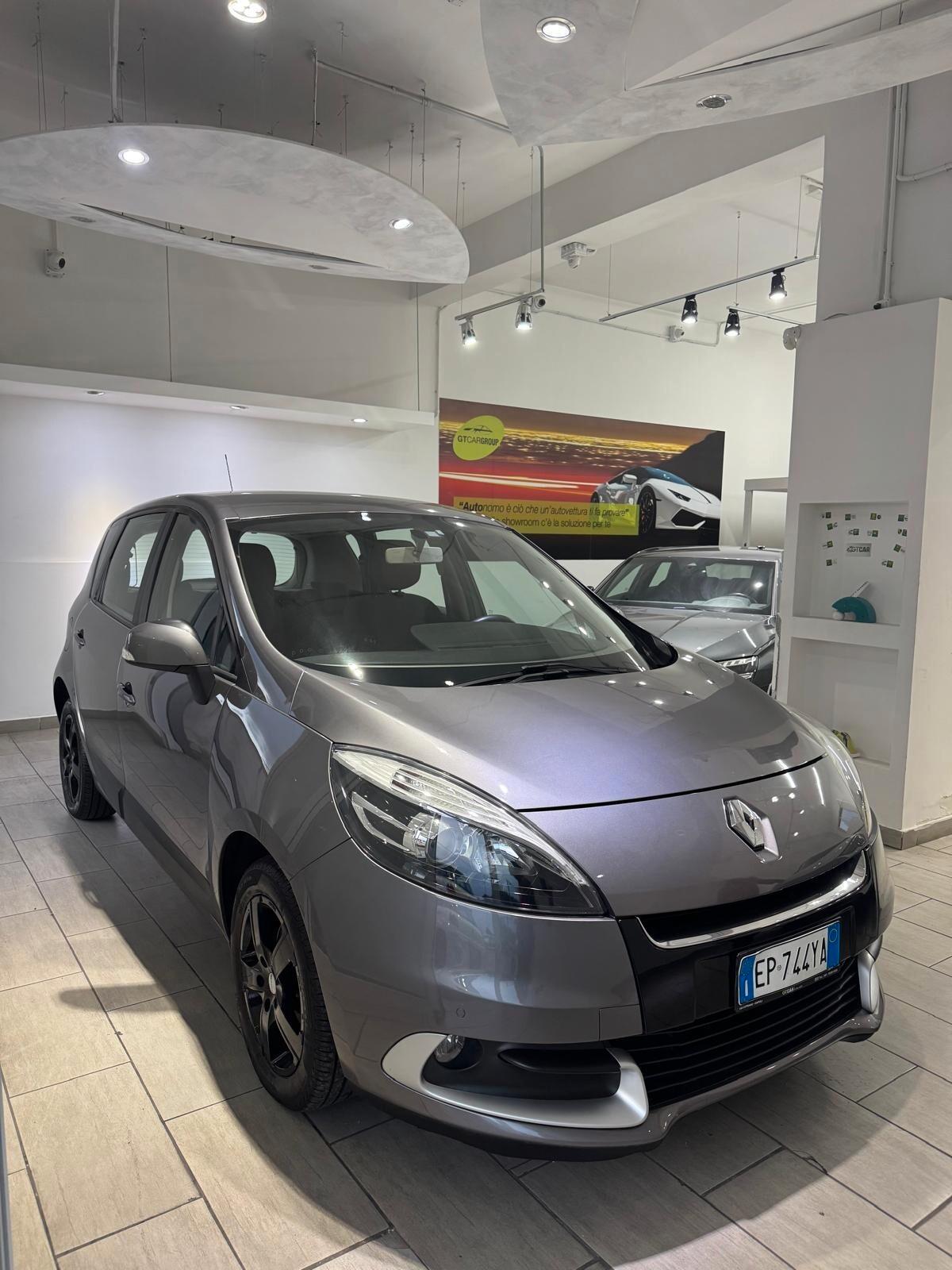 Renault Scenic Scénic XMod 1.6 GPL Wave