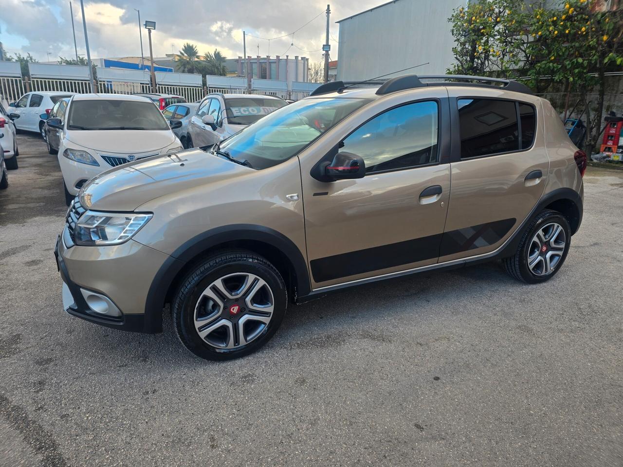 Dacia Sandero Stepway 0.9 TCe Turbo GPL 90 CV S&S Techroad