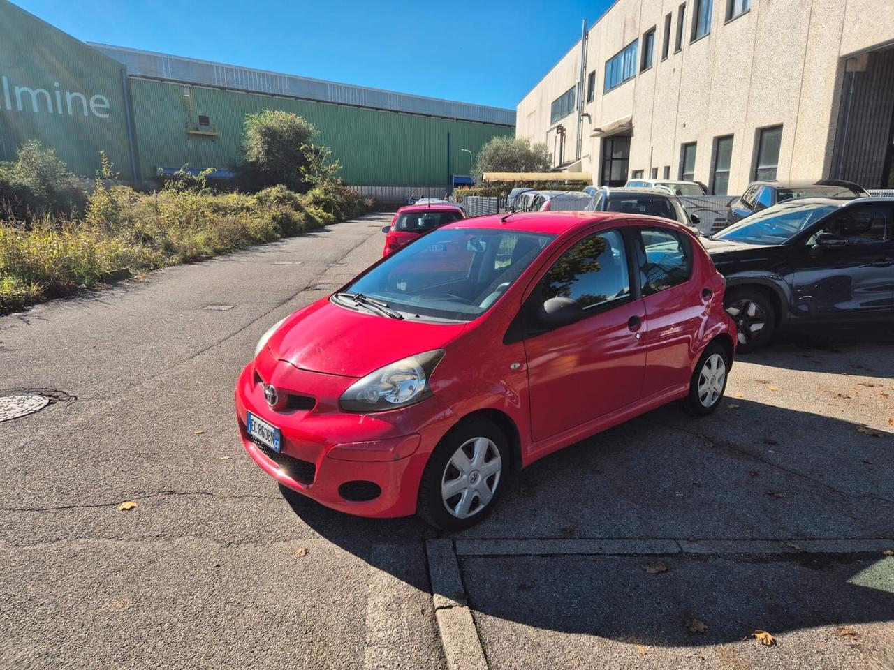 Toyota Aygo 1.0 12V VVT-i 5 porte Sol