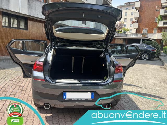 BMW X2 sDrive18d Business-X