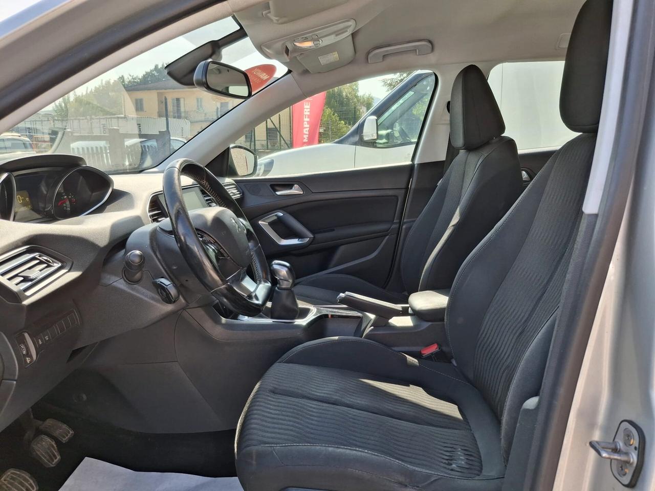 Peugeot 308 BlueHDi 100 S&S SW Active