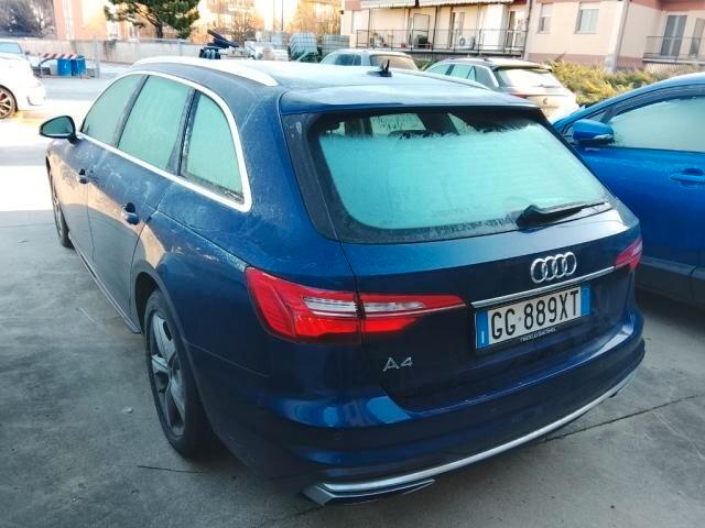 AUDI A4 Avant 35 2.0TDI 163CV S-Tronic Business