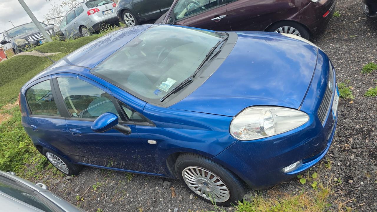 Fiat Grande Punto 1.2 benzina neopatentati