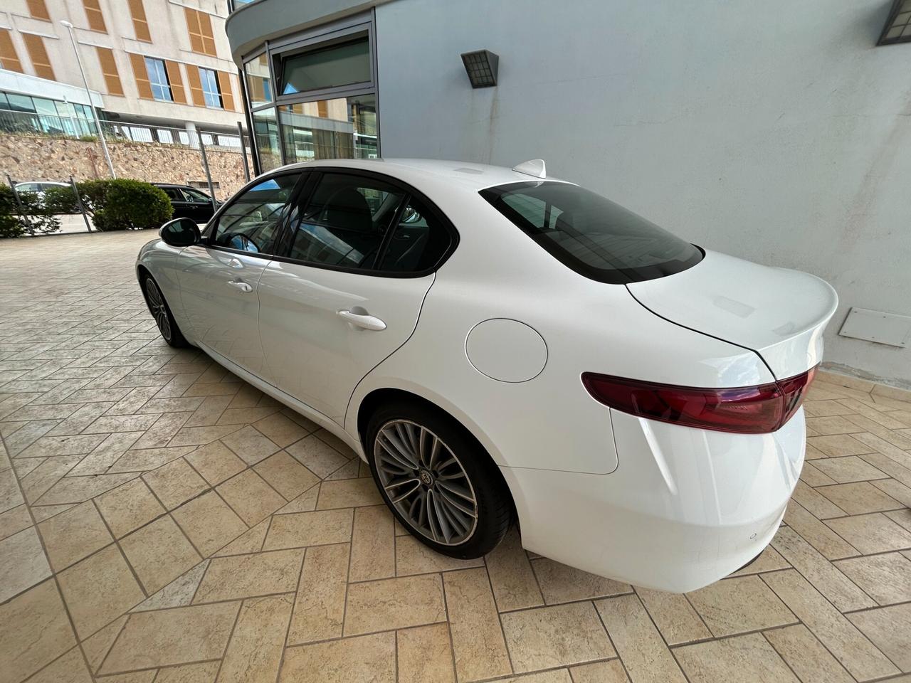 ALFA ROMEO GIULIA 2.2 Turbodiesel 150 CV AT8 SUPER