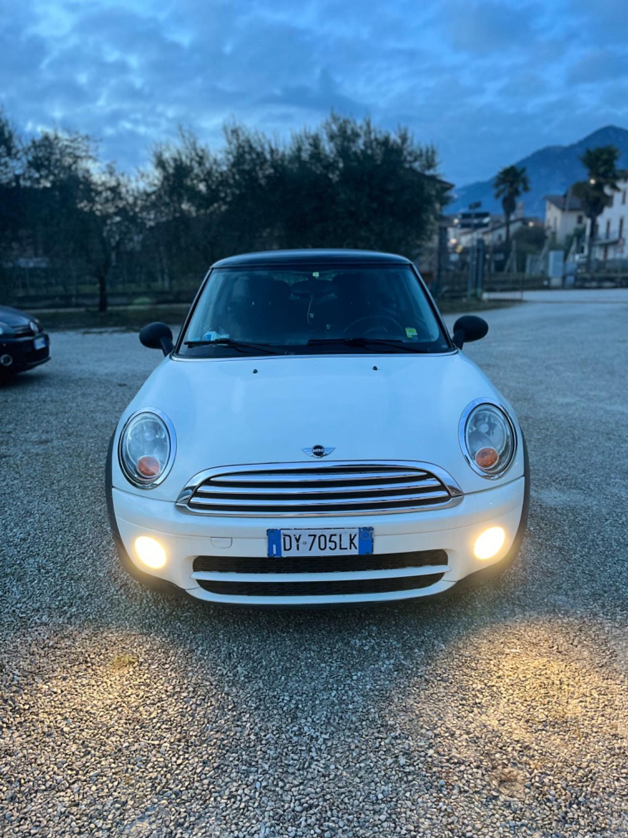 Mini Cooper 1.6 Diesel 2009 SI NEOPATENTATI
