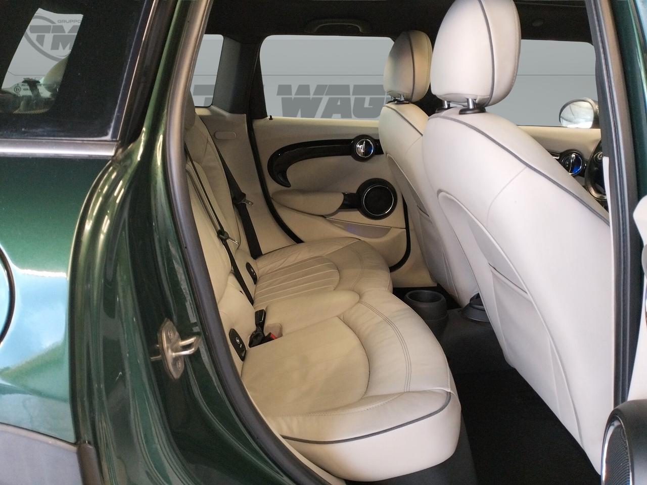 Mini Cooper D 1.5 5p auto - TETTO APRIBILE - NEOPATENTATI