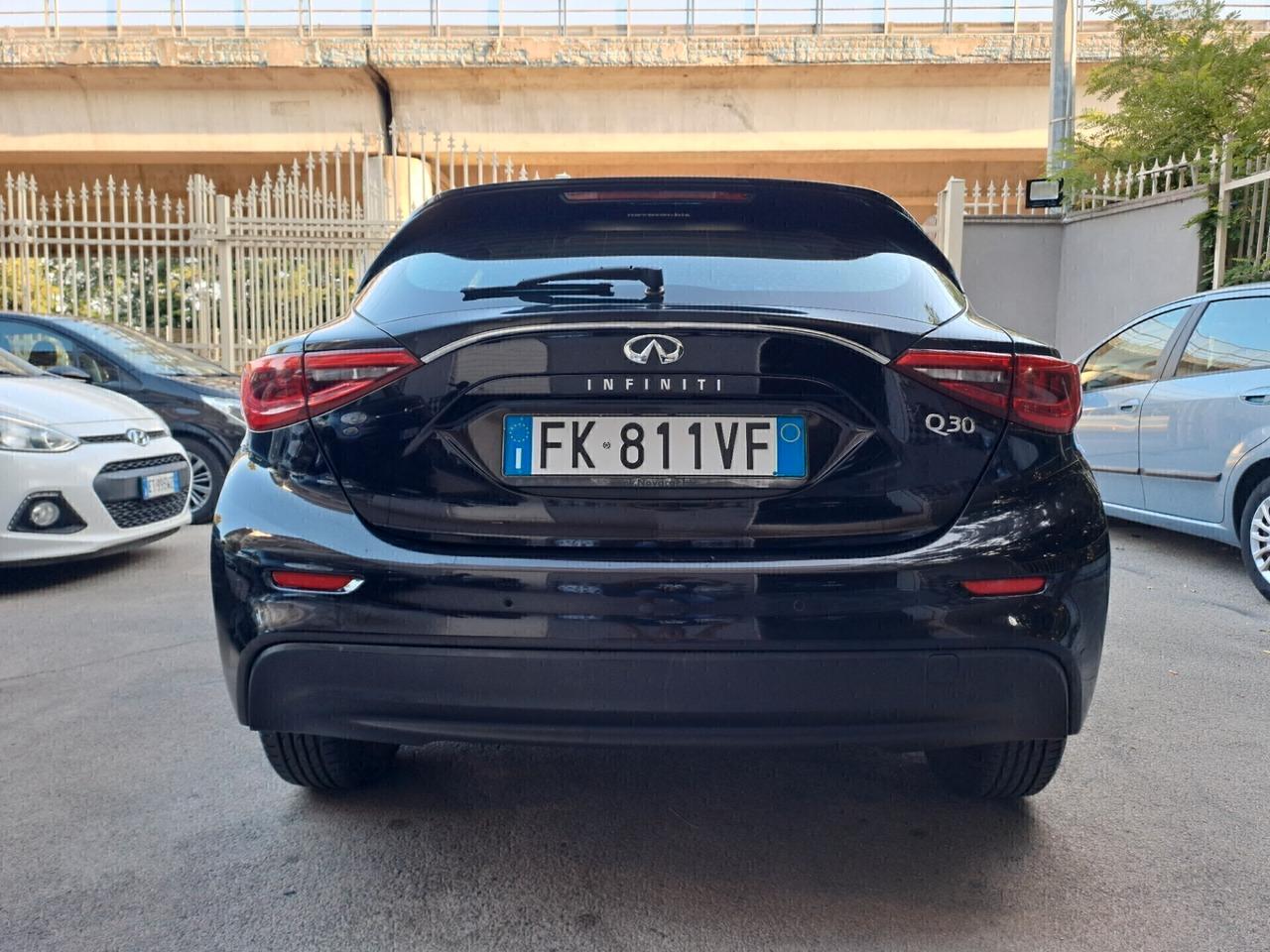 Infiniti Q30 1.5 diesel Premium