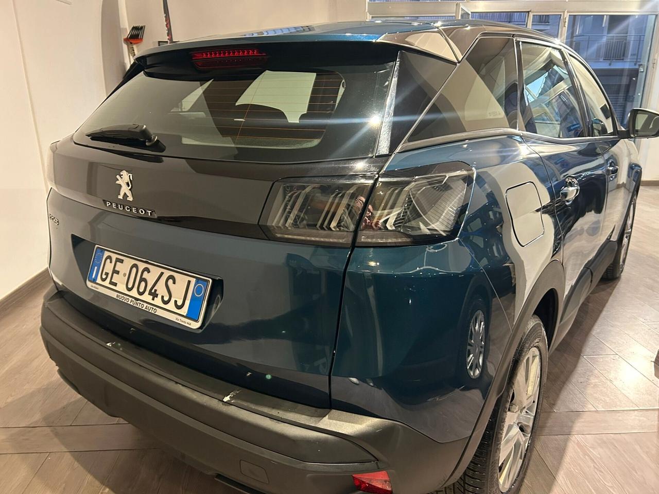 Peugeot 3008 BlueHDi 130 S&S EAT8 Active Pack
