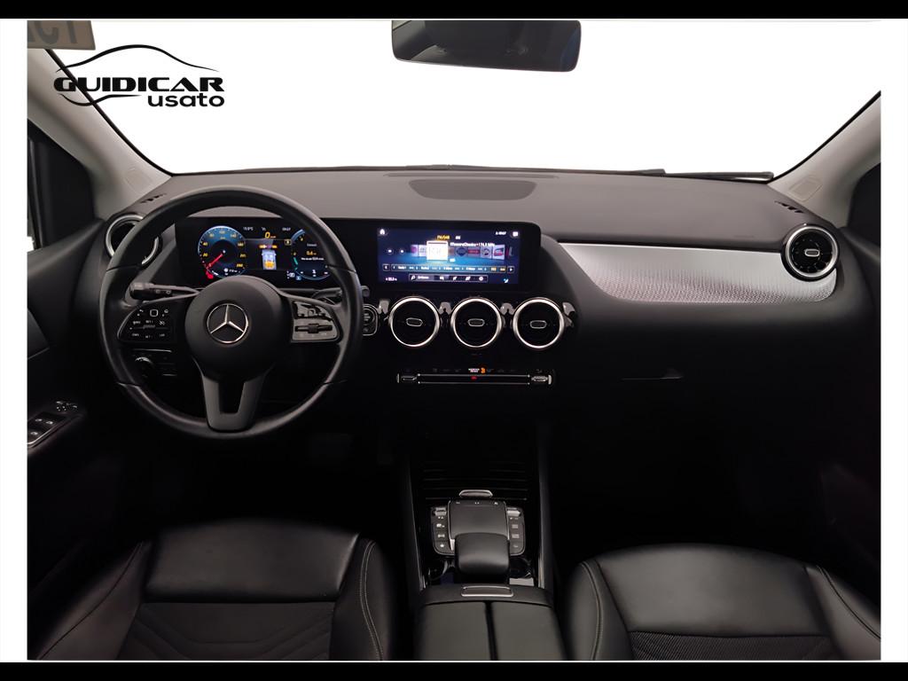 Mercedes-Benz Classe B - W247 2018 - B 180 d Sport auto