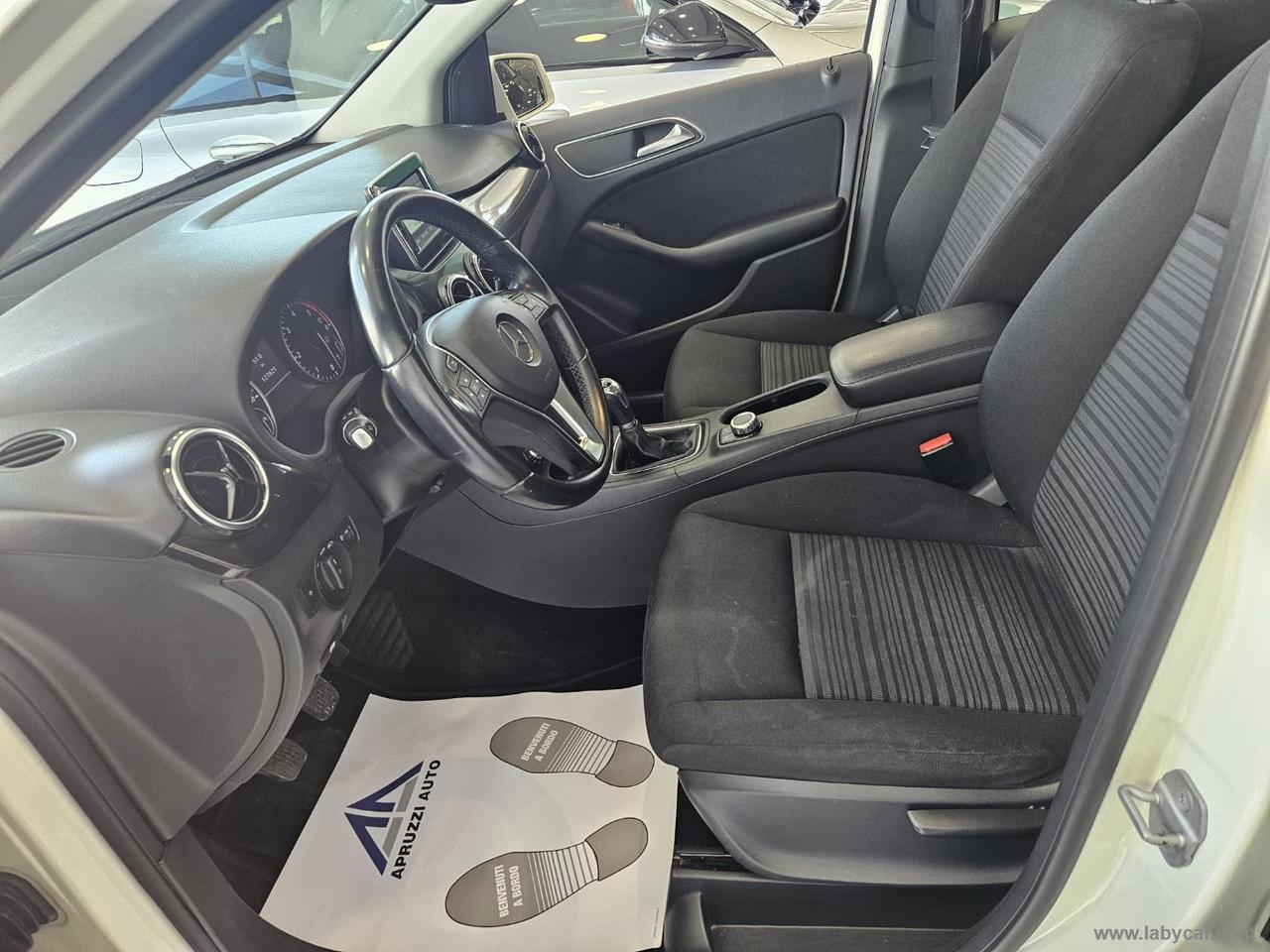 MERCEDES-BENZ B 180 CDI Executive