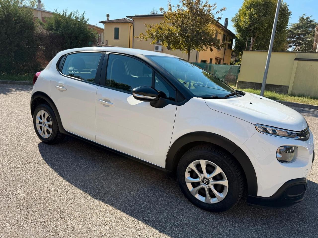 Citroen C3 1.6 - NEOPATENTATI - 12 MESI DI GARANZIA -