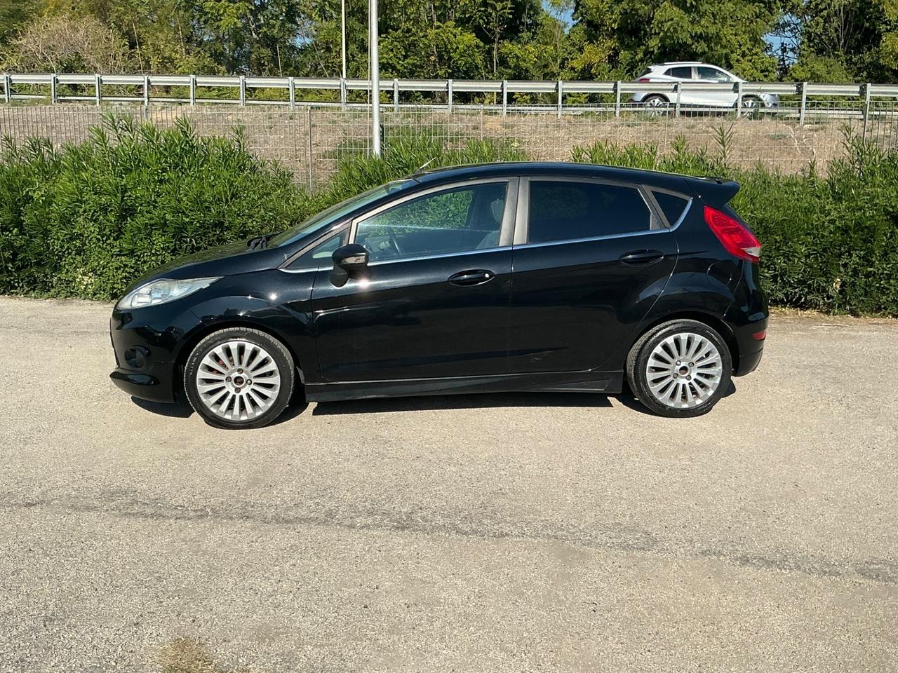 Ford Fiesta 1.2 82 CV 5 porte Titanium