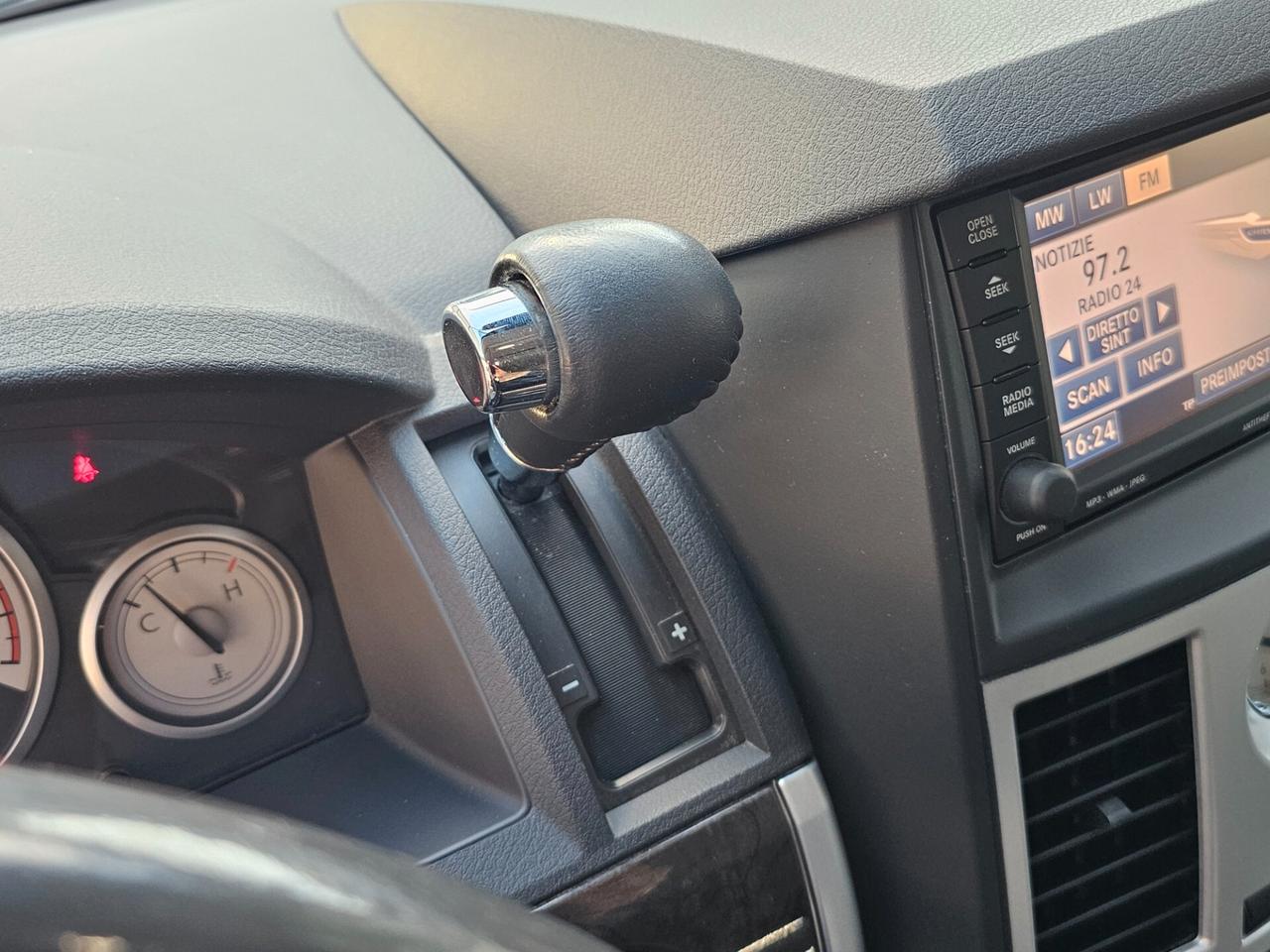 Chrysler Grand Voyager 2.8 CRD DPF Limited Stowngo