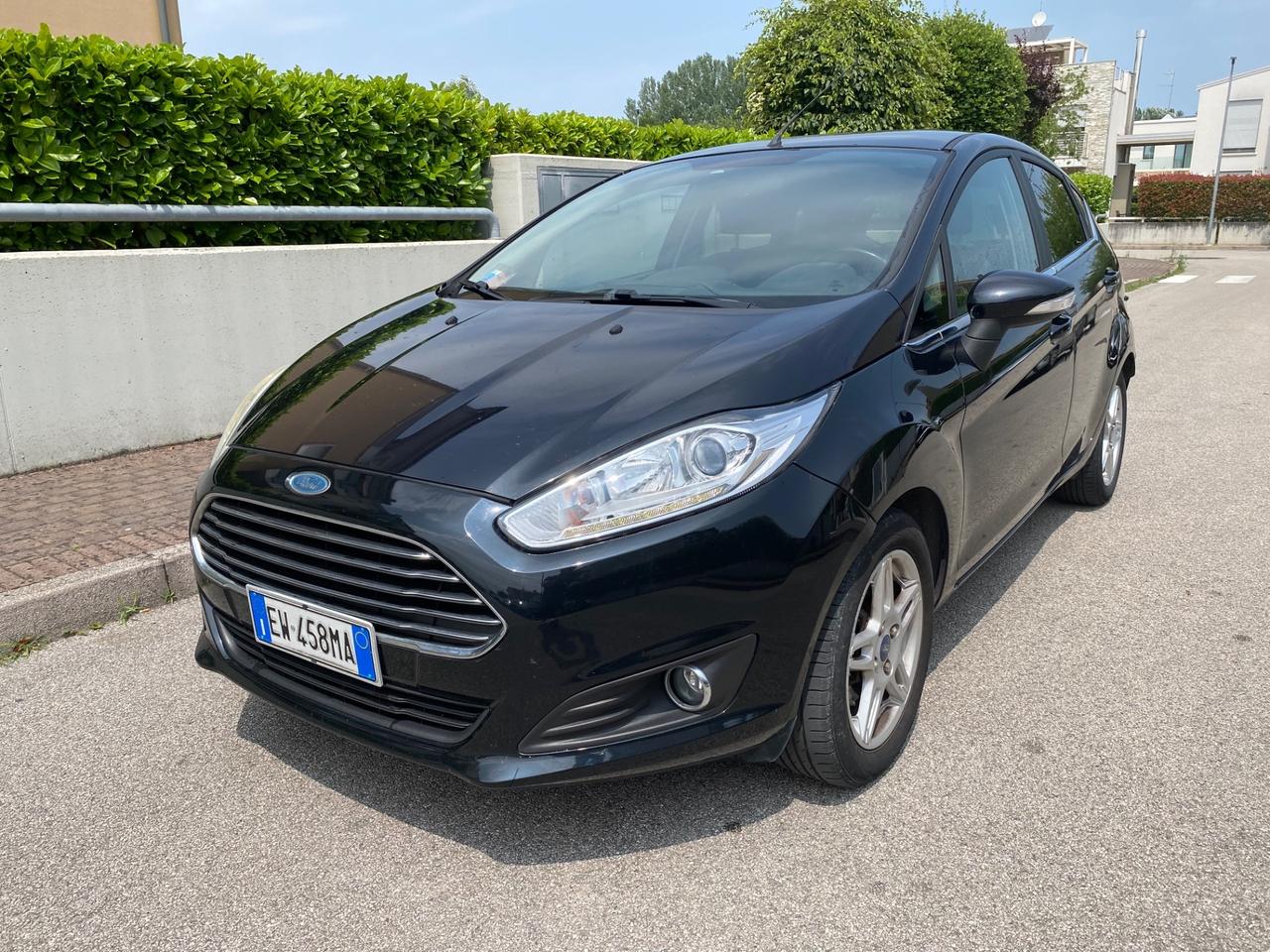 Ford Fiesta 1.2Metano 5 porte