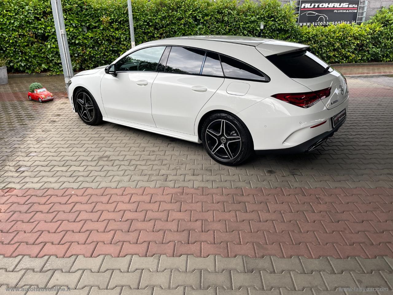 MERCEDES-BENZ CLA 200 d Aut.Shoot.Br. AMG Line Premium