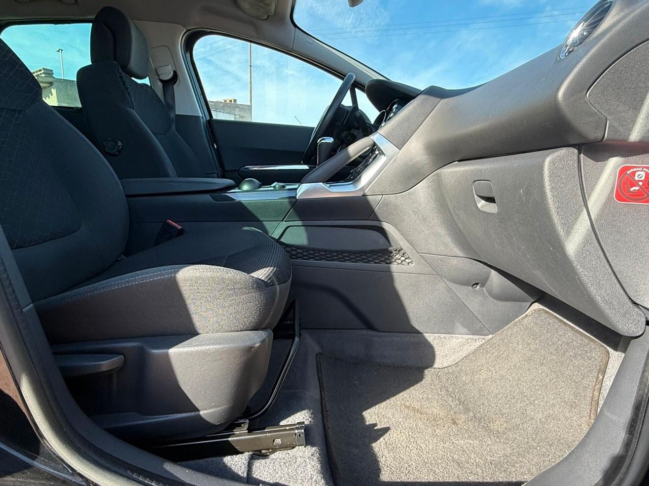 Peugeot 3008 1.6 HDi 115CV Active