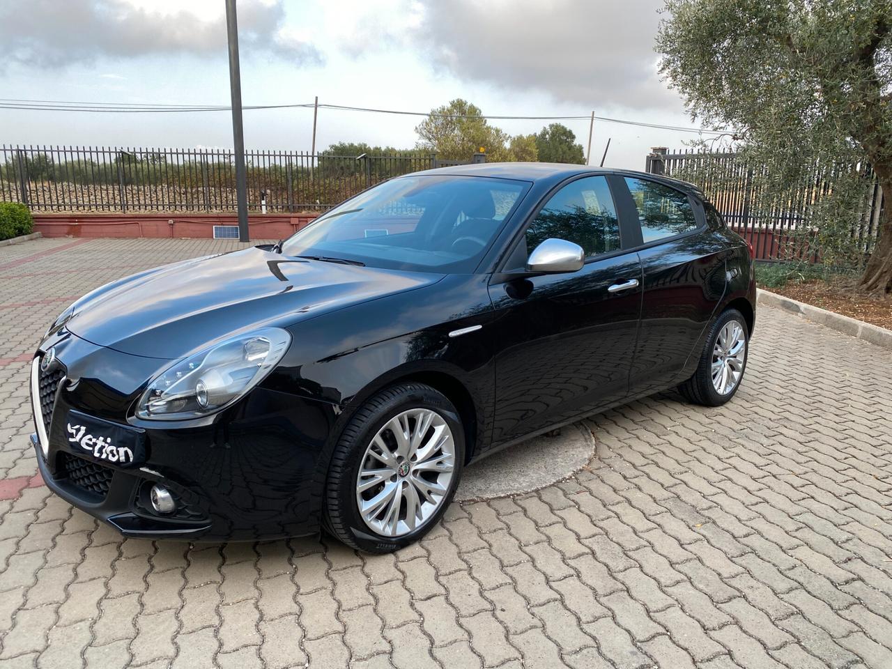Alfa Romeo Giulietta 1.6 JTDm 120 CV---KM CERTIFICATI!!!----Pacchetti auto per commercianti ---
