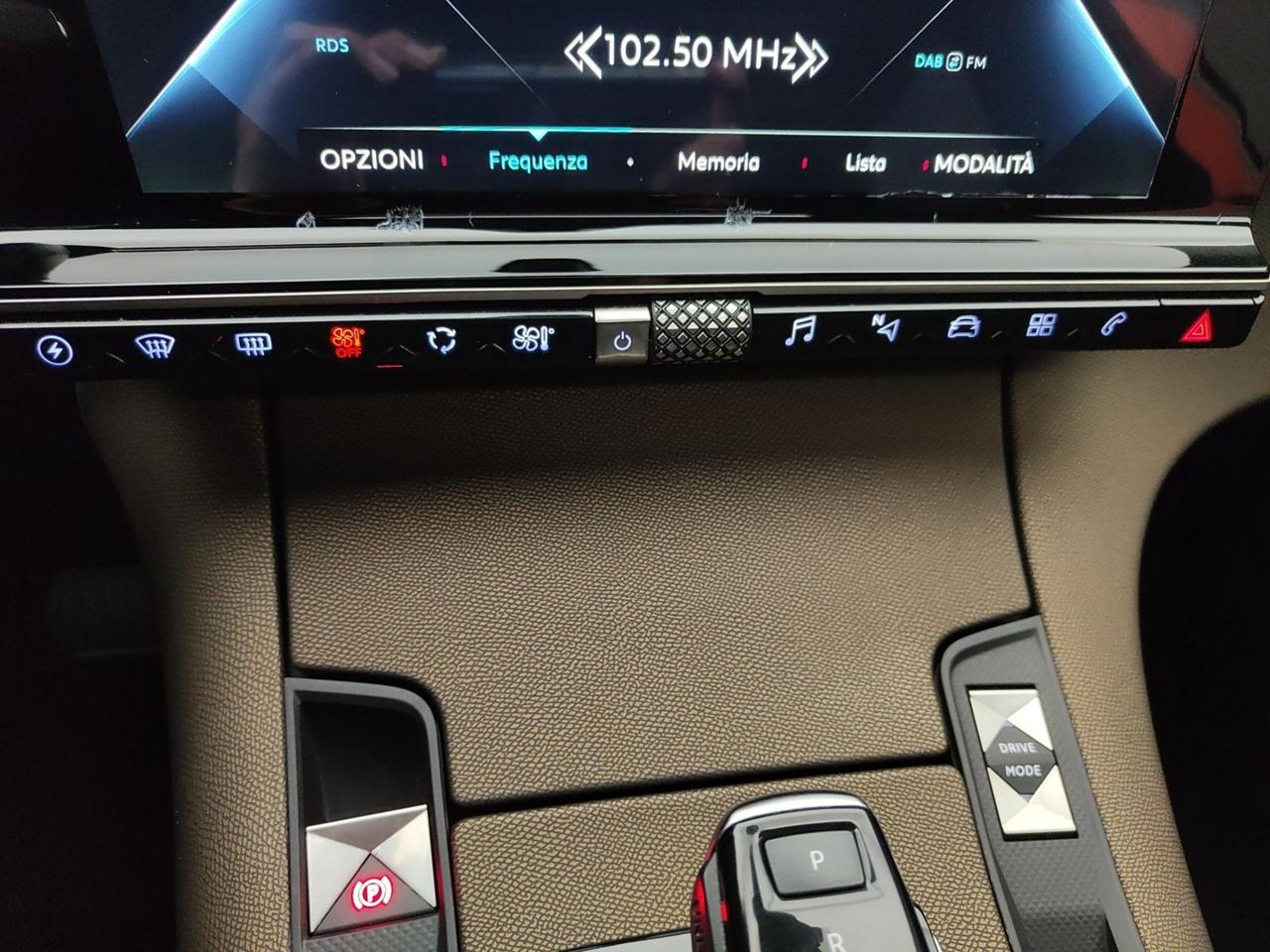 DS7 Crossback DS7 CROSSBACK 1.6 E-TENSE PHEV 300CV BUSINESS 4X4 AUTO