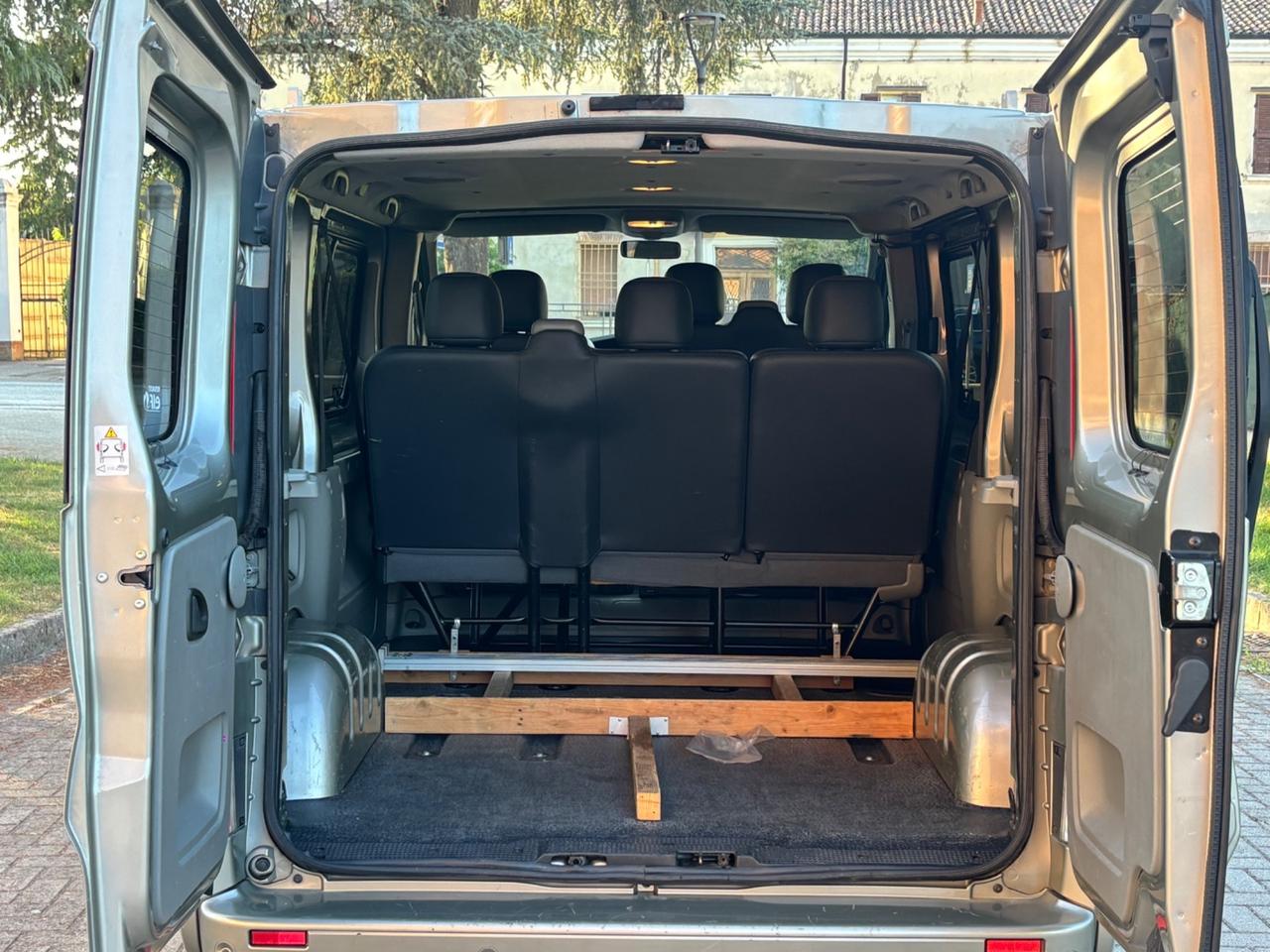 Renault Trafic 2.0CDTI 6posti autocarro