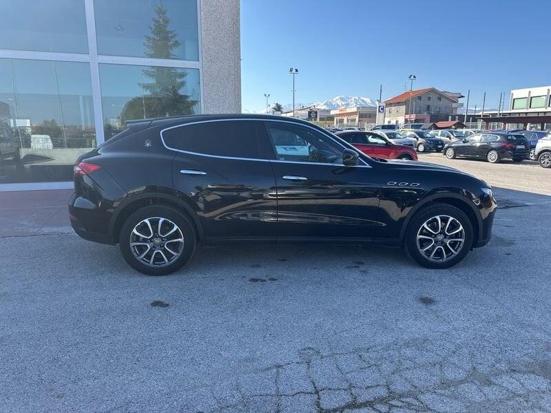 Maserati Levante V6 Diesel 275 CV AWD