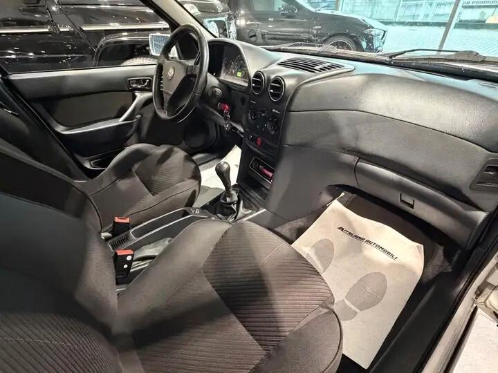 Alfa Romeo 146 1.6 Twin Spark 120 CV – MY 99 Pack Sport